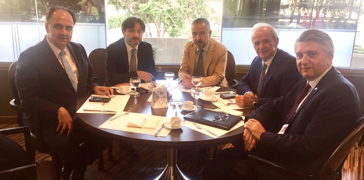 🇹🇷🇱🇧PADostluk Grubu Bsk.Mv.Aydın Ünal &amp; <a href="/yurtdisiturkler/">YTB</a> Bsk. Mehmet Köse ile birlikte 🇱🇧Eğitim Bakanı <a href="/MarwanHamade/">Marwan Hamade</a> ile kahvaltıda buluştuk