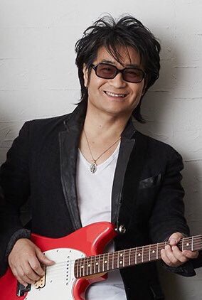 松たか子の旦那はギタリスト 身長は高いの 2人の馴れ初めは 父の反対を押し切っての結婚 芸能人の身長と気になる話題特集
