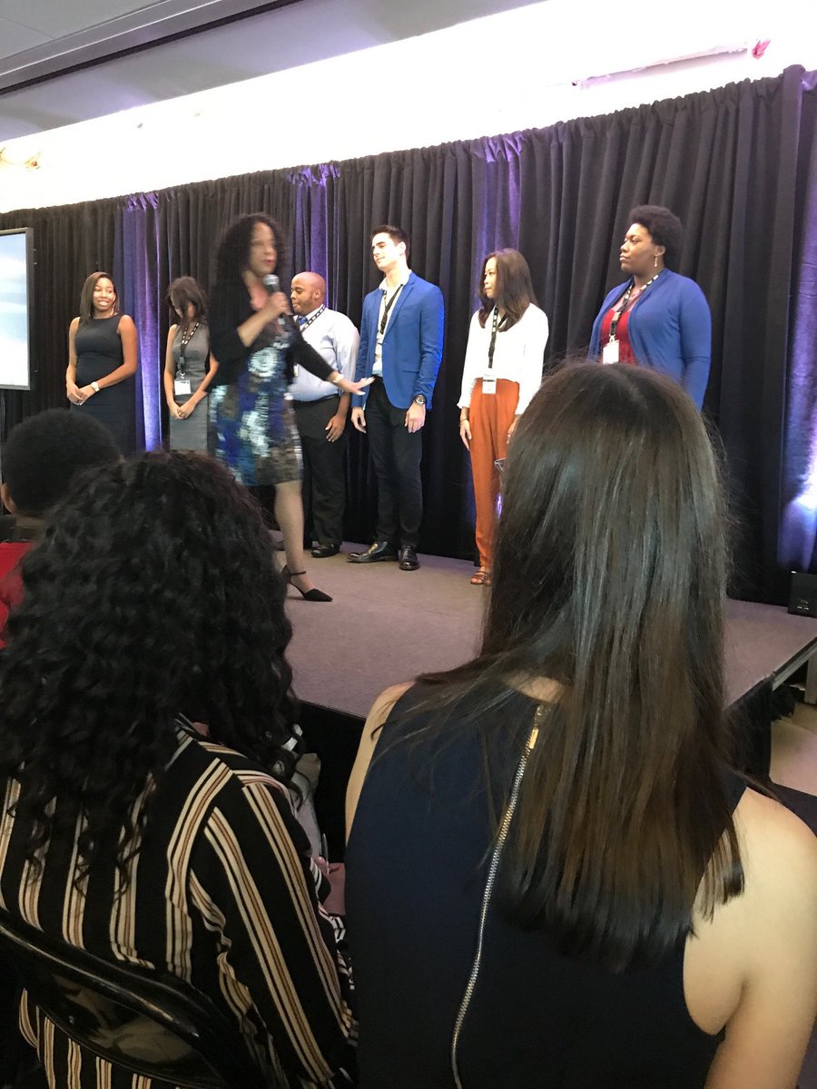MaristEmployerR's tweet photo. Speaker @LindaClemons selected @Marist @LaiMeghan (orange pants) during her presentation at #MCTP2017 in NYC sponsored by @PublicisMedia https://t.co/olN3zyeNk5
