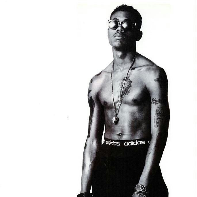 Happy Birthday To a amazing and intelligent producer, singer, and songwriter     Devante Swing 