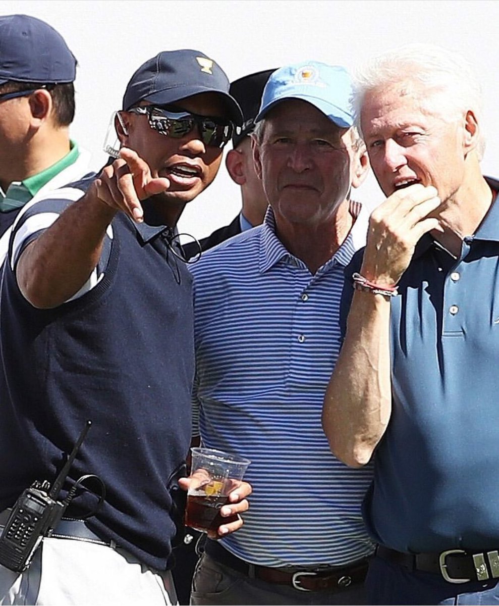 tigerpimpwoods's tweet image. Prez Cup 17, cup full of drank, arms fucking juiced as ever. Told Billy C hookers are that way, got one for every major in my trophy case 🐐