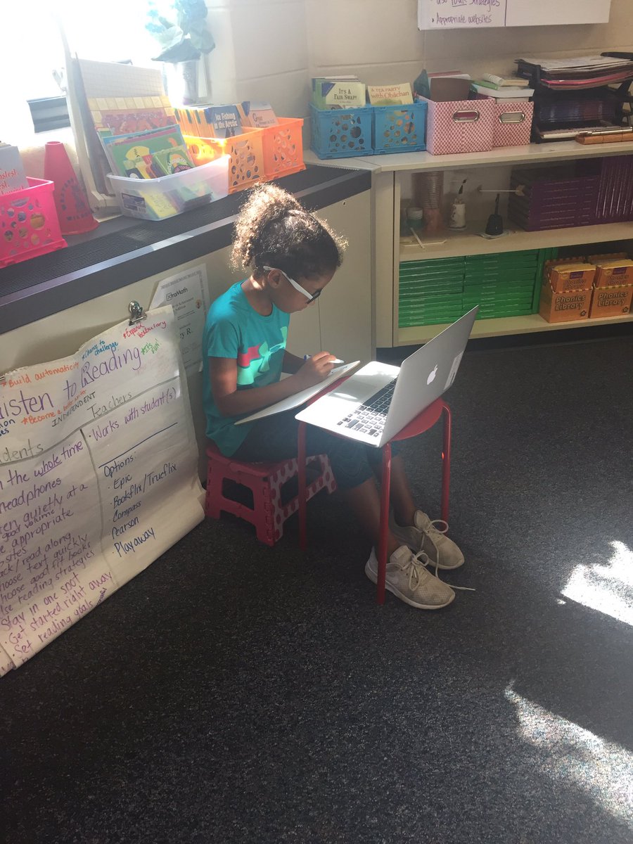 This student made herself a nice little work area. #WTShines #unintentionalflexibleseating