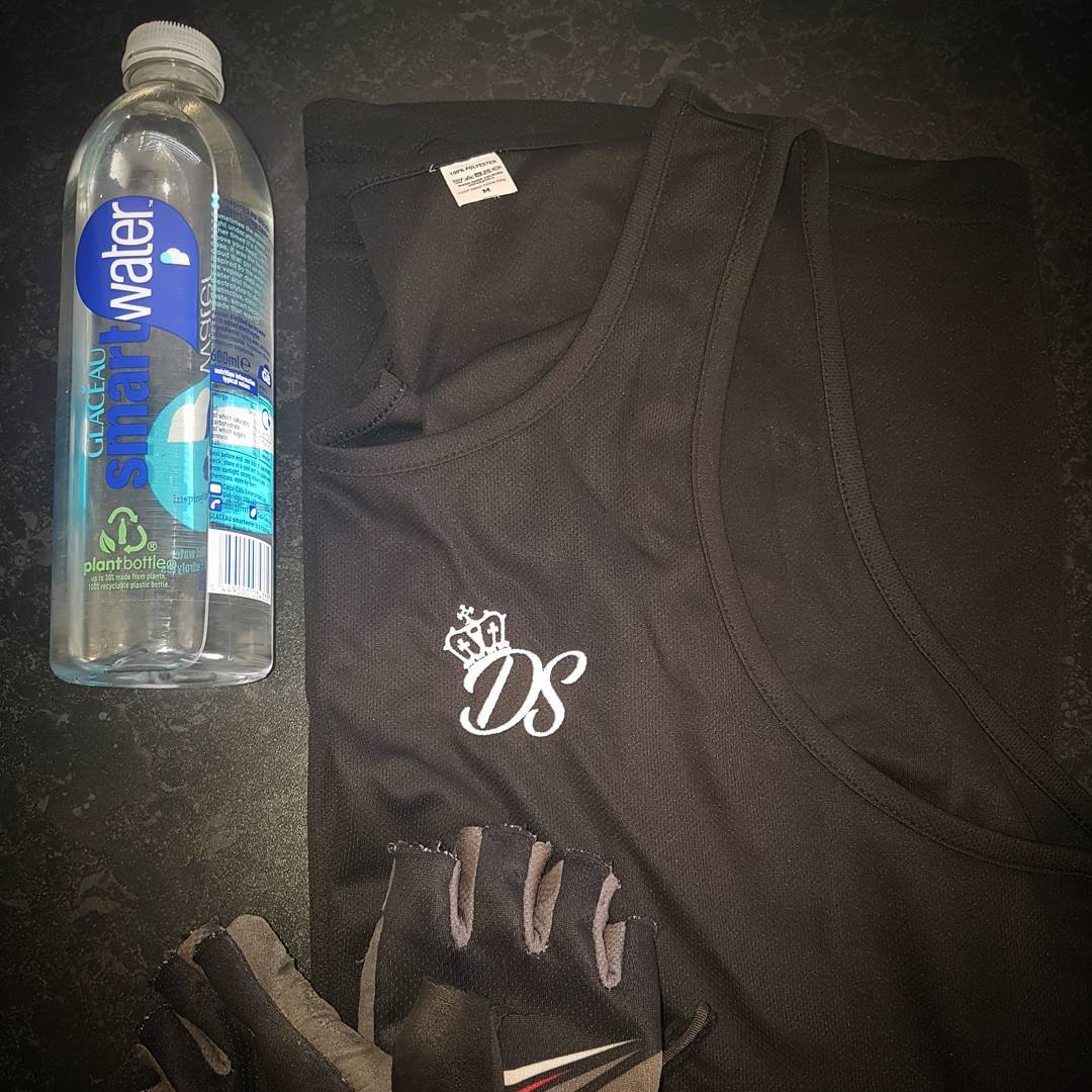 EskiMills's tweet photo. Gym Ready!π₯ https://t.co/fHwXBM4Ff1 #gymwear #fearaverage #gains #gym #ectomorph #deepsoulclothing #menswear #fashion #clothing https://t.co/bcRTx5kGHV