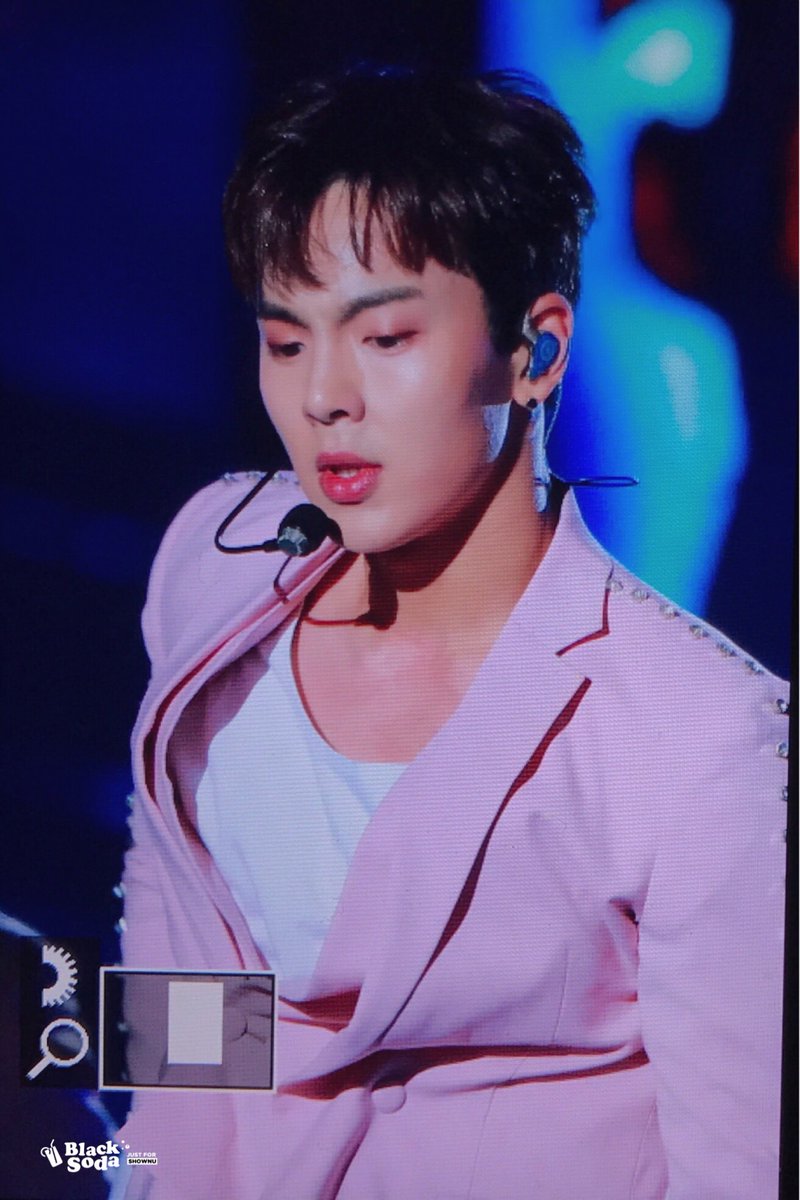 170929 창원 K-POP
#몬스타엑스 #셔누 #SHOWNU
<a href="/OfficialMonstaX/">몬스타엑스_MONSTA X</a>