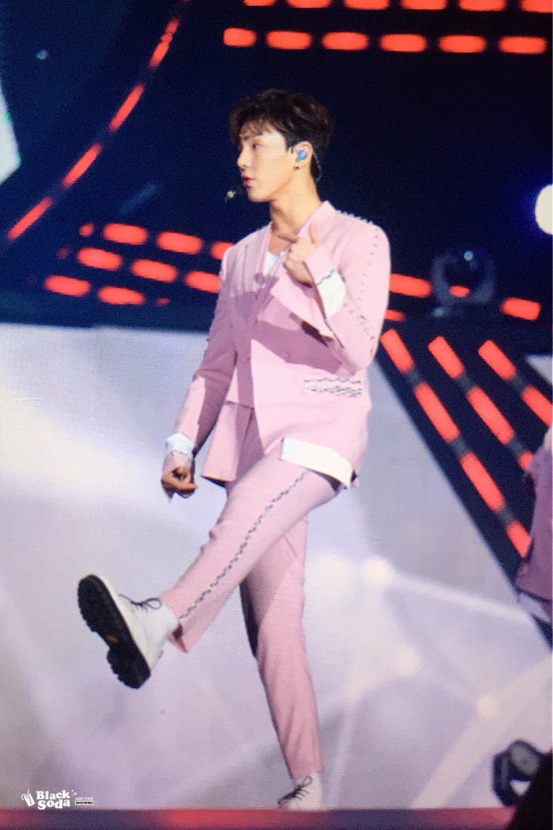 170929 창원 K-POP
#몬스타엑스 #셔누 #SHOWNU
<a href="/OfficialMonstaX/">몬스타엑스_MONSTA X</a>