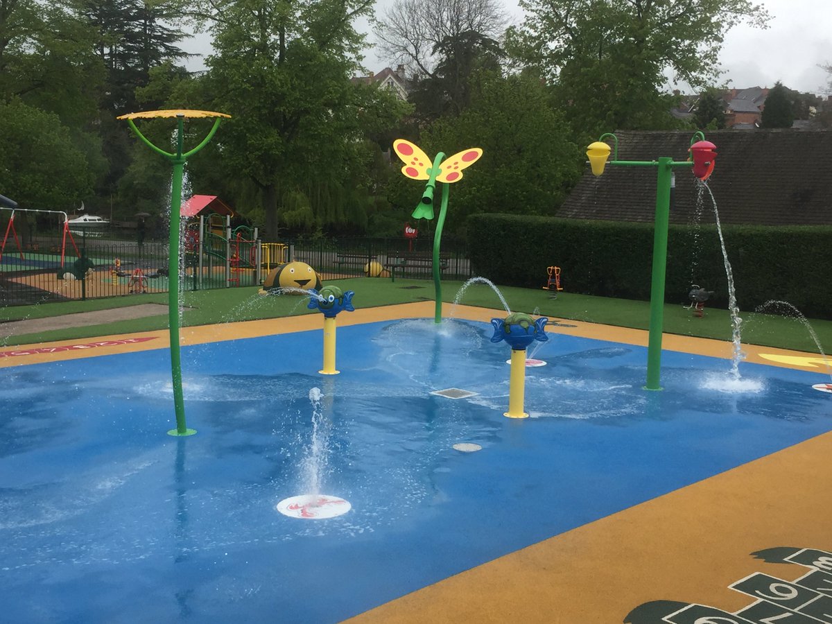 The <a href="/ShrewsburyTC/">ShrewsburyTC</a>  splash park in the #Quarry will be closed from Monday 2 October - check our website for Spring opening 2018 #Shrewsbury
