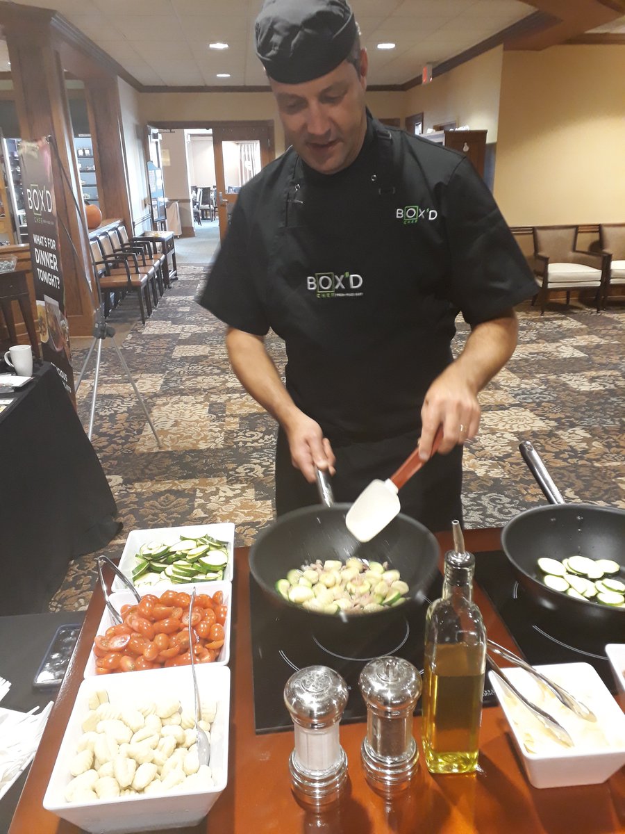 boxdchef's tweet photo. BOX'D CHEF is causing quite a  stir at Sherwood Oaks @elioruk @Elior_Group https://t.co/ygWHYQUtp6