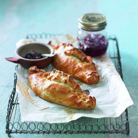 Discover Lamb tweet media