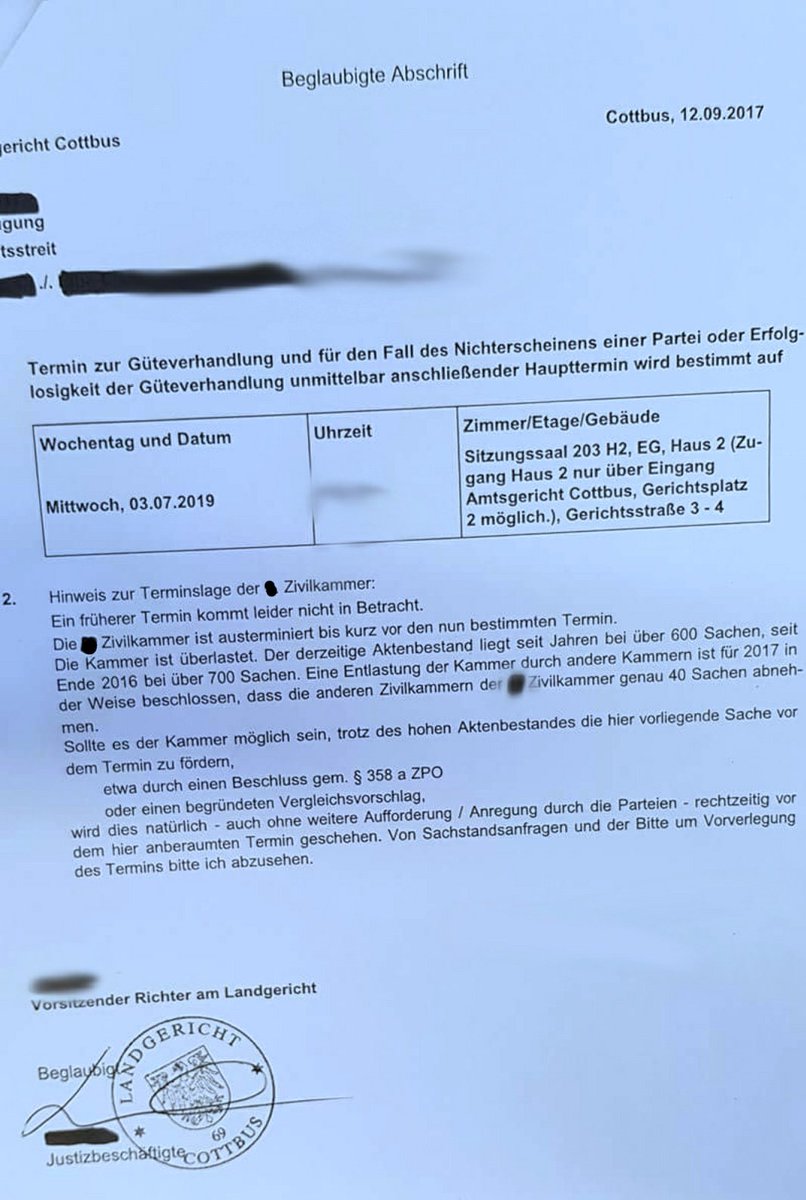 justillon's tweet image. Landgericht Cottbus:

Klageerhebung: Dezember 2016

Erstes Lebenszeichen + Ladung: September 2017

Mündliche Verhandlung: Juli 2019