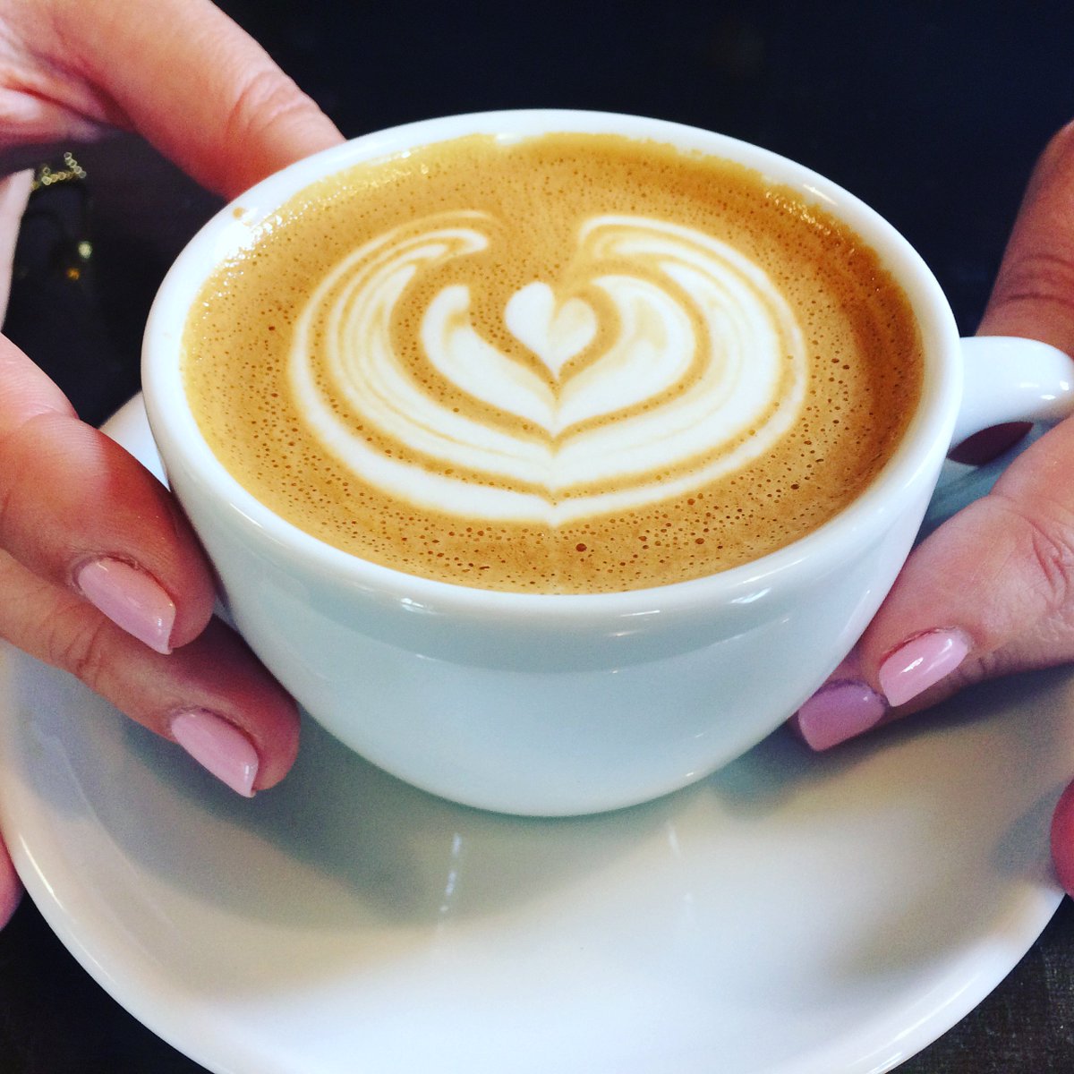 ShareOurStyle's tweet photo. We're having a #Flatwhite this #NationalCoffeeDay What about you? We're Airbnb for #designerbags https://t.co/VyOkraifDX #BorrowDontBuy https://t.co/eqyJIUy1Ge