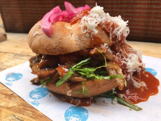 Mañana prueba nuestra auténtica Torta Ahogada Mexicana 💯% #vegan en el Jazz Festival #molldelafusta <a href="/volldamm/">Voll-Damm</a>