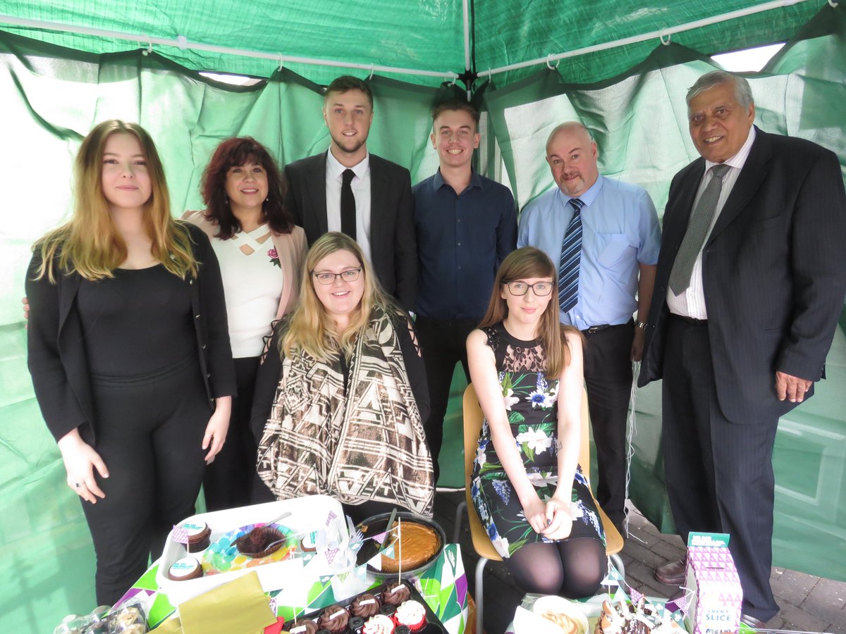 MartinCoWolves's tweet image. What an effort from our team with a cake stall for @macmillancancer on @macmillancoffee #WorldsBiggestCoffeeMorning