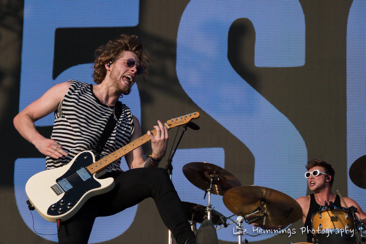 5soswith_fans's tweet photo. Zdjęcia wykonane przez Liz w Japonii #3 #5SOSJapan https://t.co/jolFRS4GFn