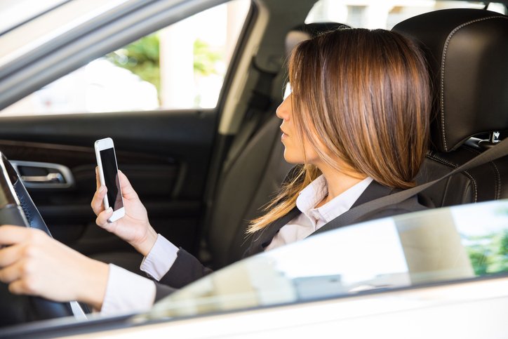 NHTSAgov's tweet photo. In 2015, distracted driving claimed 3,477 lives. Please, #JustDrive. https://t.co/T660J9nobY
