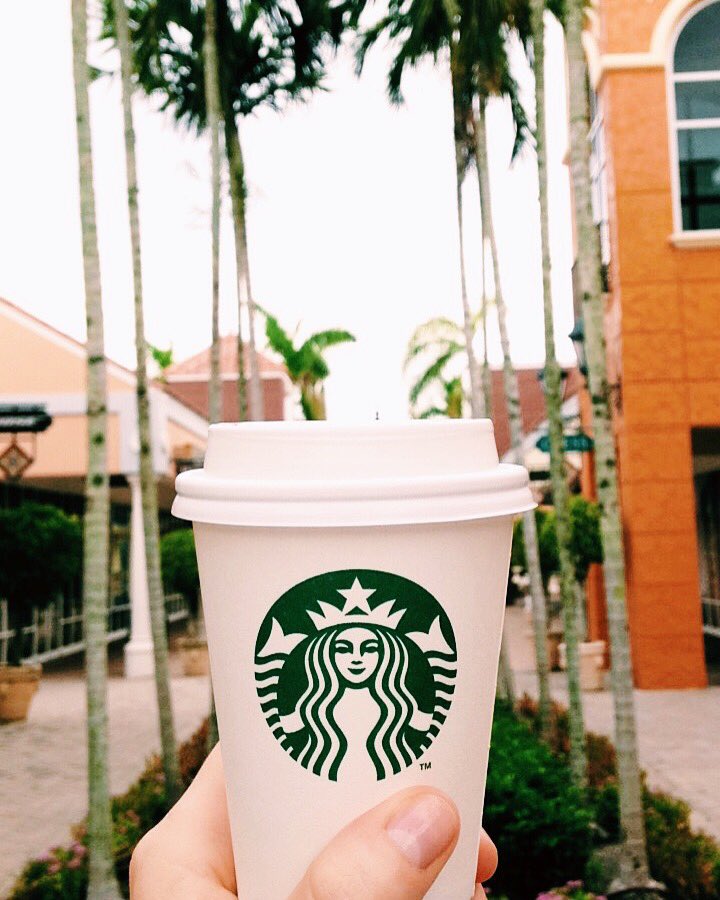 miromaroutlets's tweet photo. Happy #NationalCoffeeDay! Enjoy a cup o' joe at @Starbucks @LeMacaronPR @NormanLoveCandy &amp; more at #miromaroutlets ☕️✨ https://t.co/dip6ExQFCe