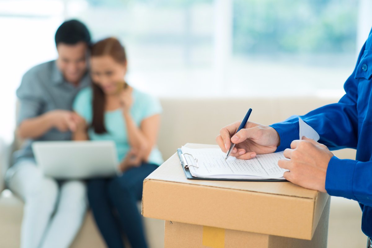 Ne perdez plus votre colis de vue, suivez le à la trace avec nos livreurs #startup mysafedeal.eu