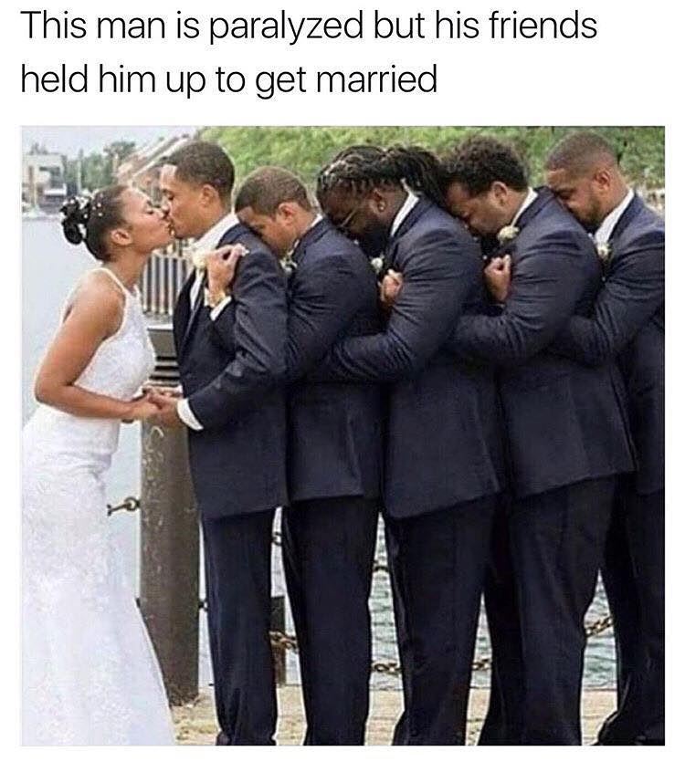 MensHumor's tweet photo. The most powerful photo of the year. https://t.co/xdyGS86QsA