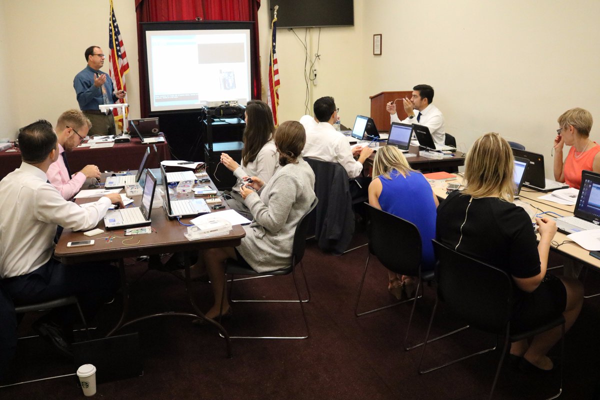 Congressional Staffers learn to program <a href="/arduino/">Arduino</a>... still in their suits. Thanks <a href="/VT_ThinkabitLab/">Virginia Tech's Northern Virginia Thinkabit Lab</a> &amp; <a href="/Qualcomm/">Qualcomm</a> for the great class. #maker