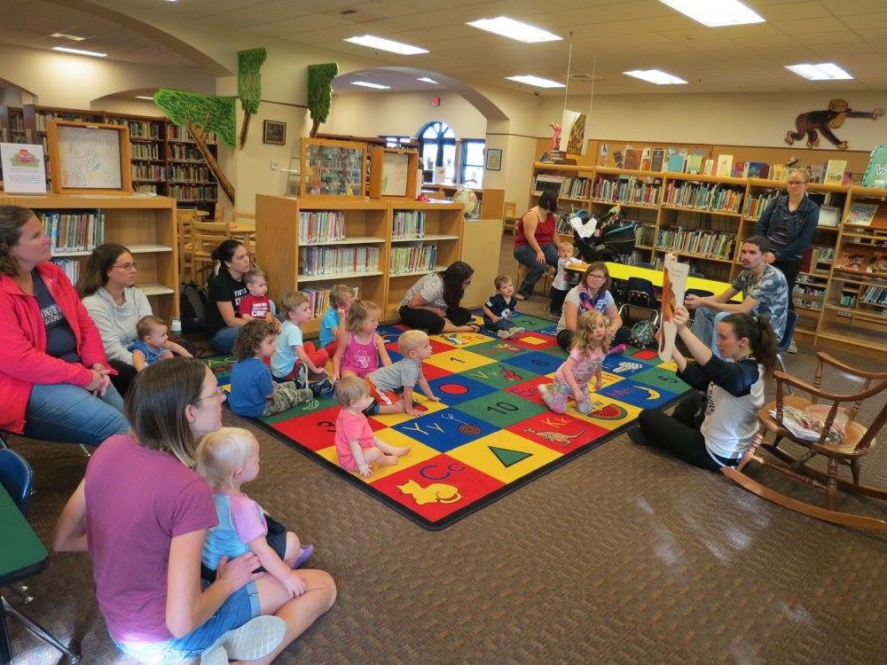 goetz_emily's tweet photo. Singing and dancing and reading! Nothing beats a little library time. @261pat @HaysvilleCity #loveofreading https://t.co/iz7ilktYvp