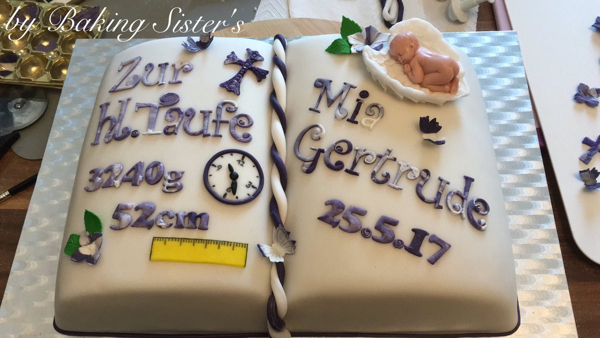 AngisNightmare's tweet photo. Heutiges Tageswerk #tauftorte #BakingSisters #jetztkeksefertigmachen #schokotortemitschokocreme https://t.co/8b1S3EB9DN