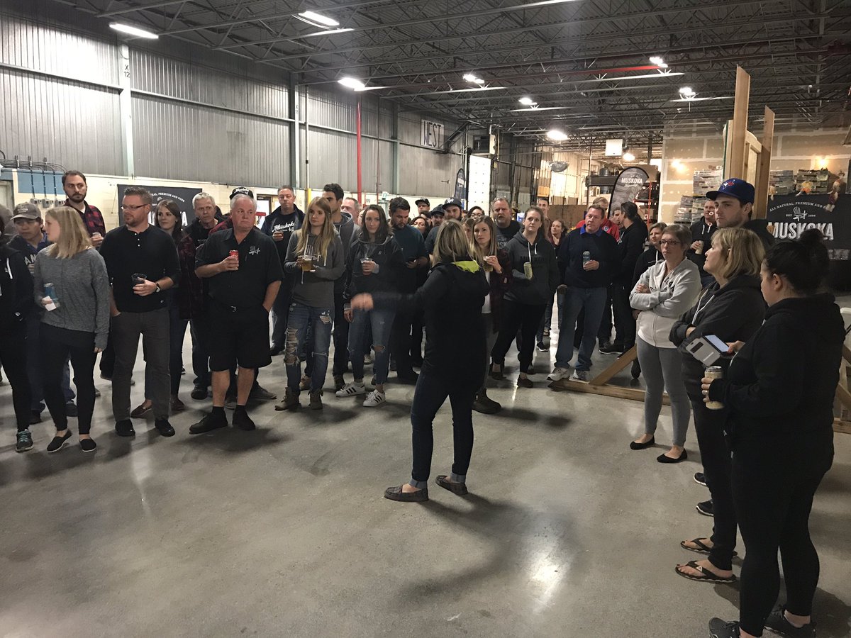 @MuskokaKelly Kicking off staff Hops &amp; Harvest party <a href="/MuskokaBrewery/">MuskokaBrewery</a>  #muskokabrewery