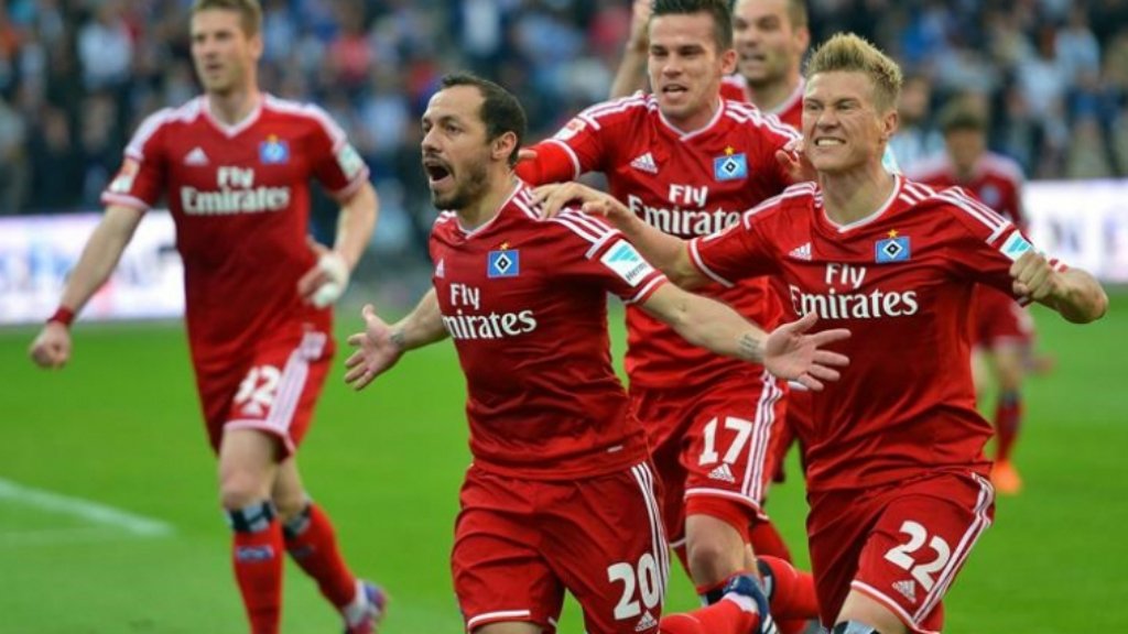 Hamburgo recordó golazo de Marcelo Díaz en sus 130 años de historia [VIDEO]
bit.ly/2yMcwKg