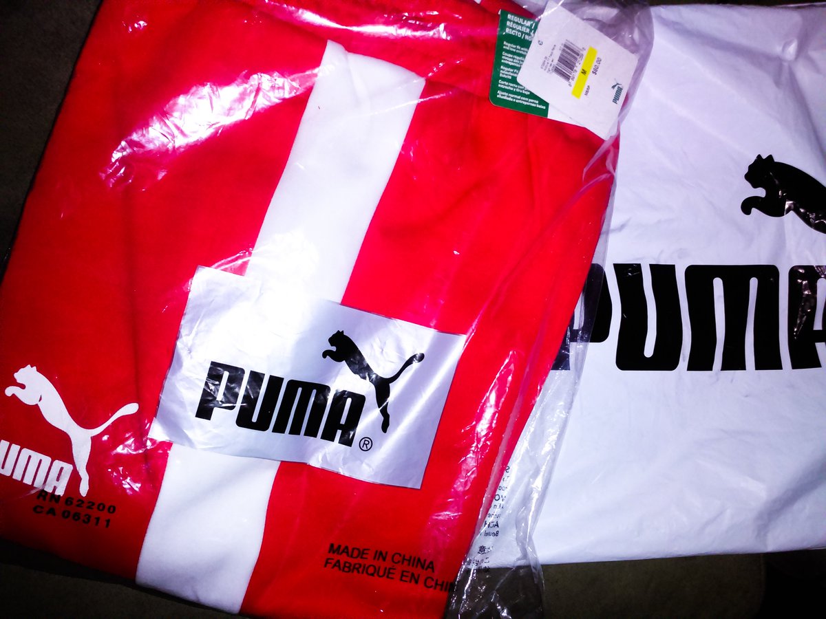 662STER's tweet image. This is my #PumaT7 #TrackPant, AKA my #SantaClaus pant lol

#PumaPant
#Puma
#T7
#RedPant
#Pant
#OnlineShopping
#Red
#PumaTrackPant