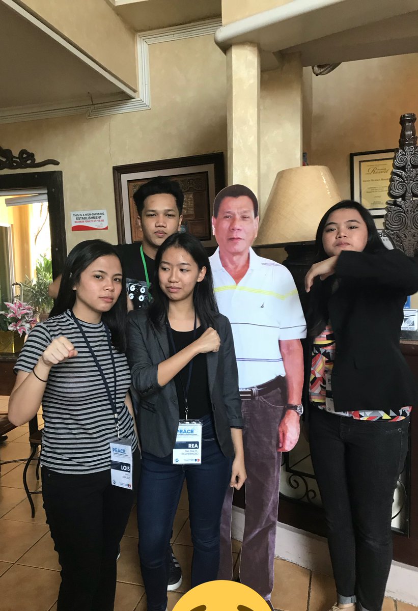 lois_araullo's tweet photo. Masterpeace Leadership Summit Day 1 at Davao City π #PLMRepresent https://t.co/VpwTlq5416
