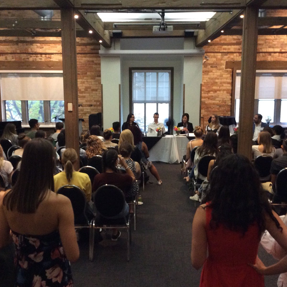 Fun fact: 260+ #CreativeIndustries students attended our annual #IndustryNight on Wednesday ☝🏽#fcad #cri #ryerson #ProfessionalDevelopment