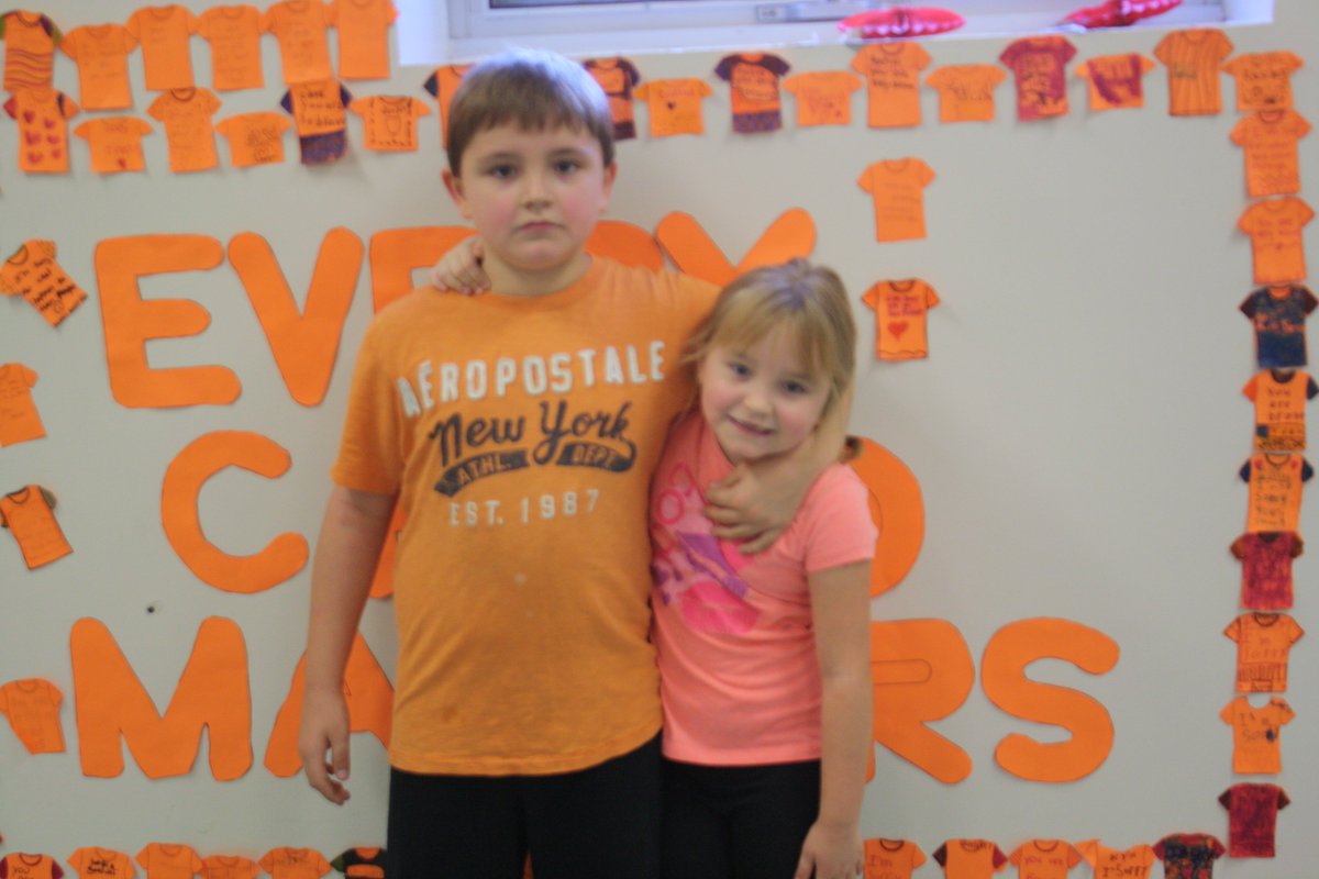 MEJHSBEARS's tweet photo. Orange shirt day continued... Every child matters. https://t.co/3JpEhdC0ZH