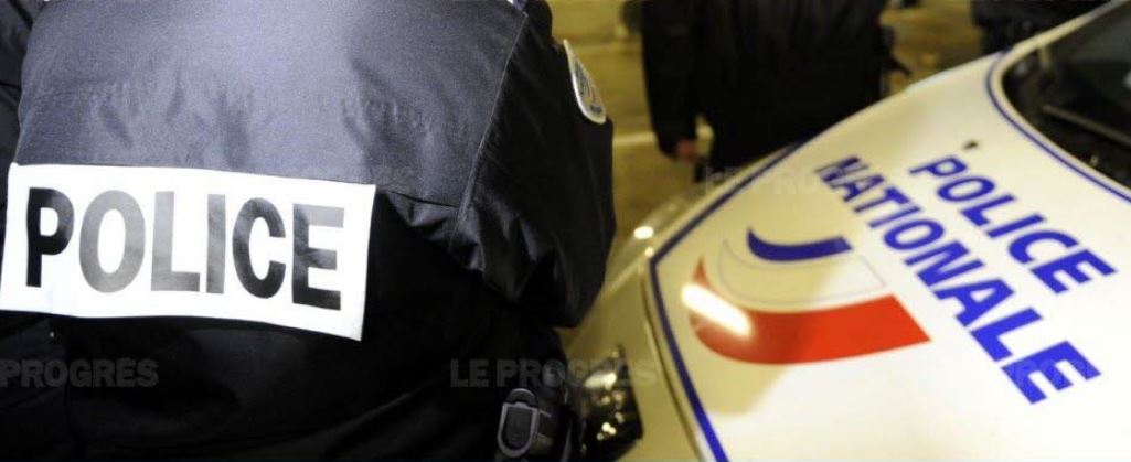 leprogreslyon's tweet image. Après #OLAtalanta 12 supporters  🇮🇹 en #garde a vue pour port de #fumigenes 🔥🔥🔥
c.leprogres.fr/ol/2017/09/29/…