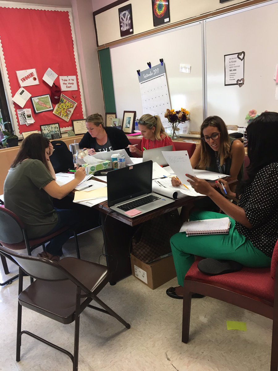 CZawatson's tweet photo. East School supporting and creating outstanding writers #eastschool #ondemandwriting #lbny https://t.co/JJbtGi2nS7