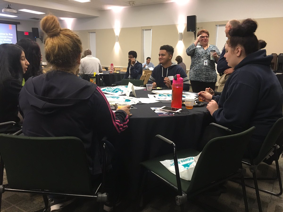 lpgaynier's tweet photo. Your voice matters youth summit! #yvm2017! https://t.co/Umft08dVCB