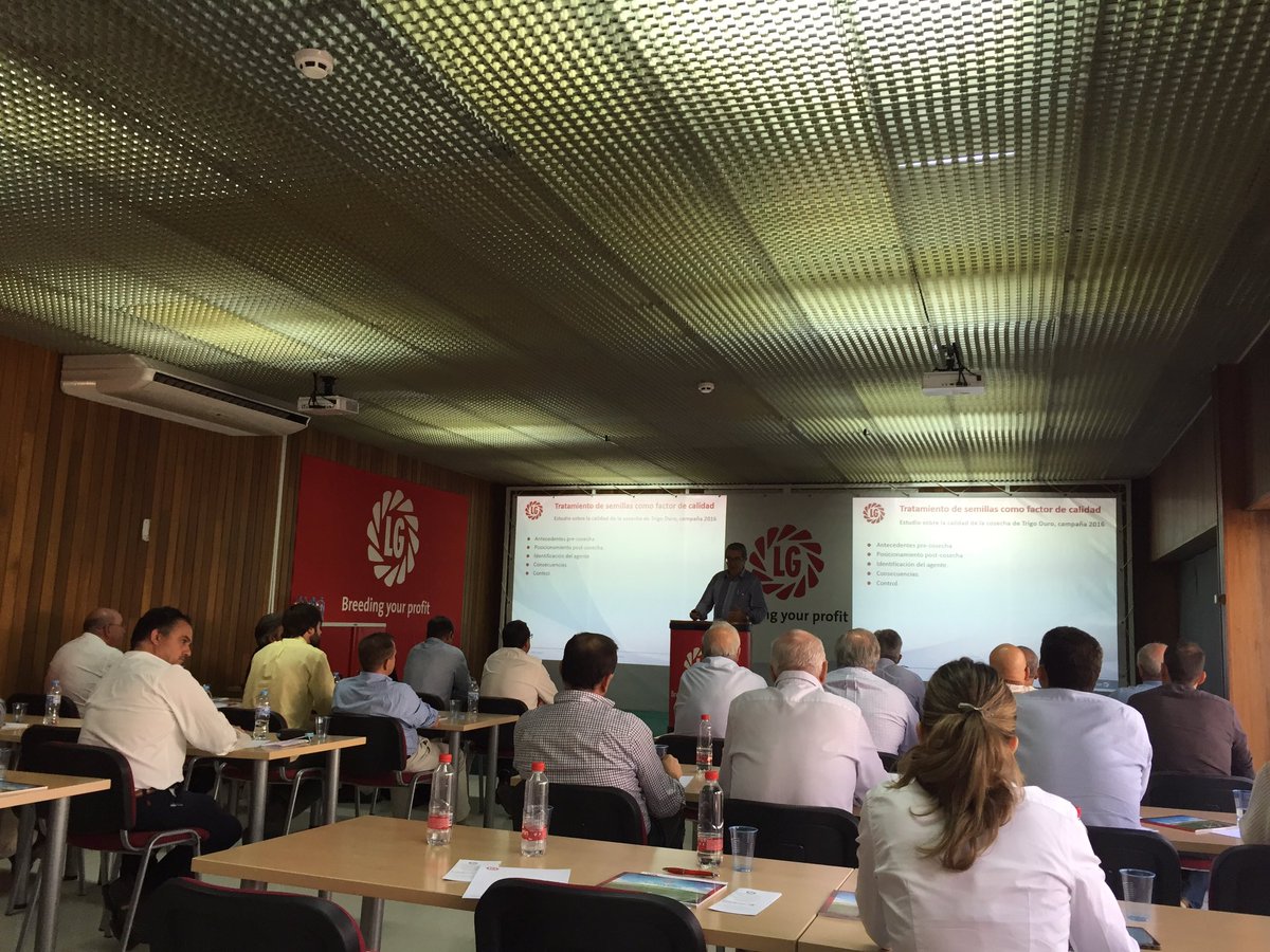 LGSeedsES's tweet photo. Termina la jornada de multiplicadores CS en nuestra Site de Córdoba. La I+D local clave para liderar cereal @SCertificada @AnoveObtentores https://t.co/tANBbzYbBp