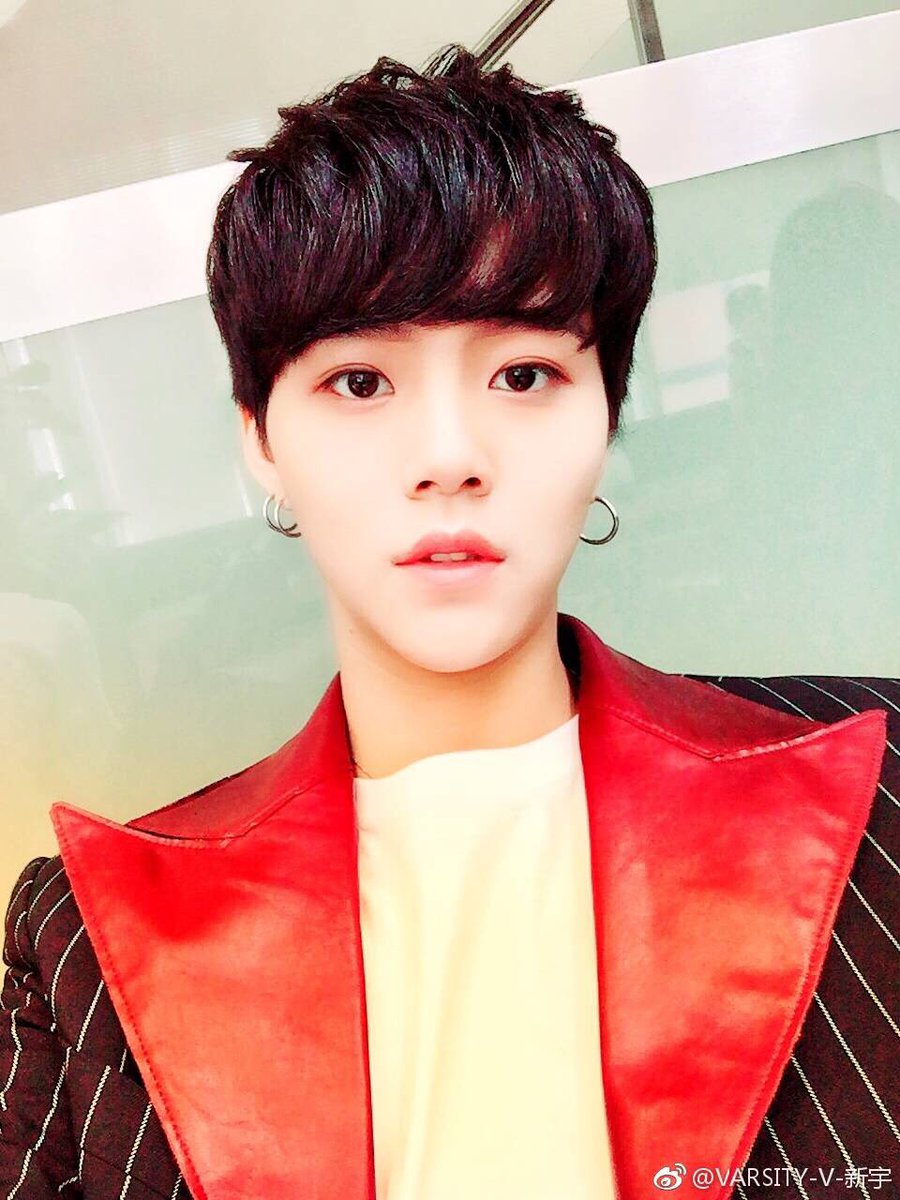 VarsityUpdates_'s tweet photo. [ translation ] 170929
🤖🤖🤖 biubiubiu~ https://t.co/dlLo60SPj7