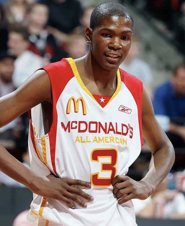 Happy 29th birthday to Kevin Durant! 