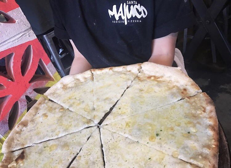 malucolpl's tweet photo. 18" GARLIC BREAD WITH CHEESE
π§π
Open till 1:30am, takeout available all day also!
#pizza #rodizio #santamaluco #GSGLIV #cheesegoals https://t.co/jO17yiPpSo