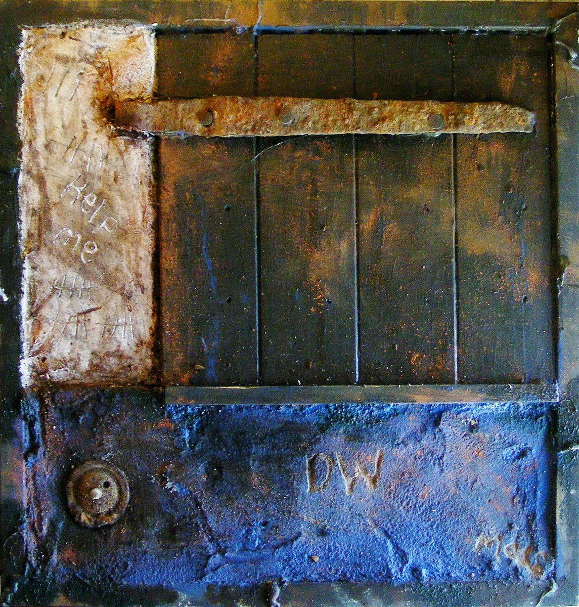 MossCreate's tweet image. 'Captivity' mixed media assemblage by @MossCreate. Captive in a world you just don't get? This is for you. #art #assemblage #modernlife #uk