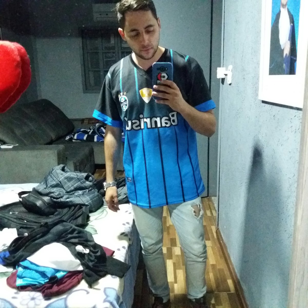 PipoAlibi's tweet photo. Com o @Gremio onde o Grêmio estiver 
#EstiloVida https://t.co/KwwO4td0Qv