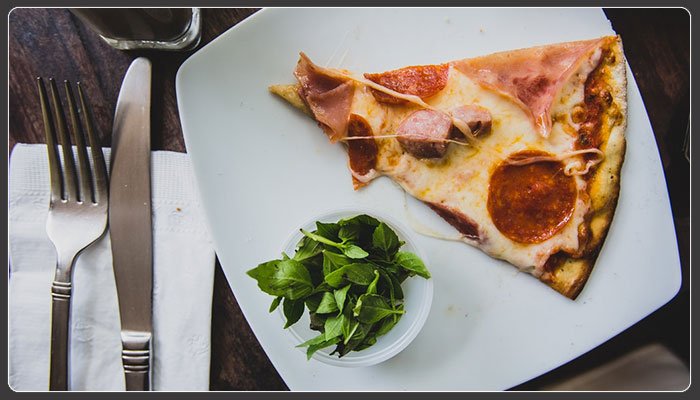 Action_Lock's tweet image. The weirdest break-in stories ever! One burglar actually started making a pizza after he broke into a home: ow.ly/fVgM30fwtWA