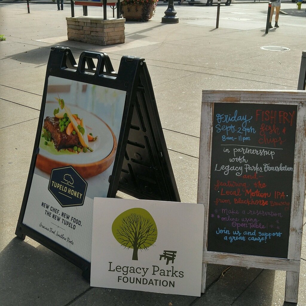 Hey #Knoxville! Its Fish Fry Friday at <a href="/tupelohoney/">Granita Kashmir</a>  proceeds of the day go to <a href="/LegacyParks/">LegacyParks</a> 
#knoxrocks #whyknox #knoxbeer #knoxfood