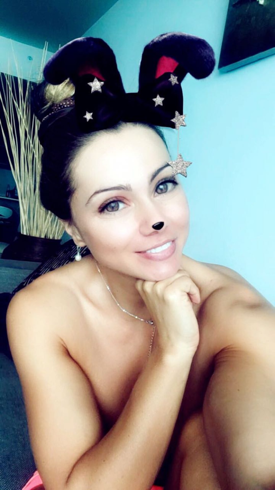 Esperanza gomez snap