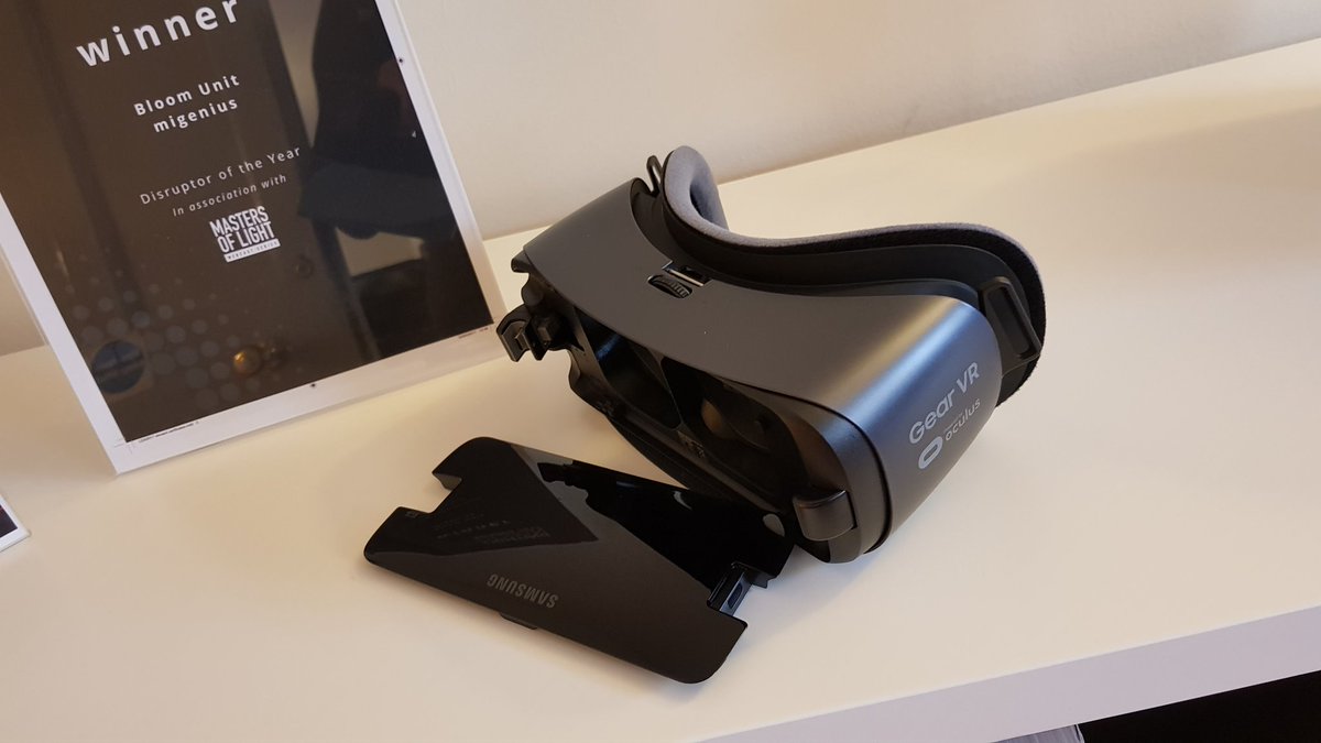 Our new development toy is here at last :-) #lightingdesign and #VR coming together for ultimate customer experience!