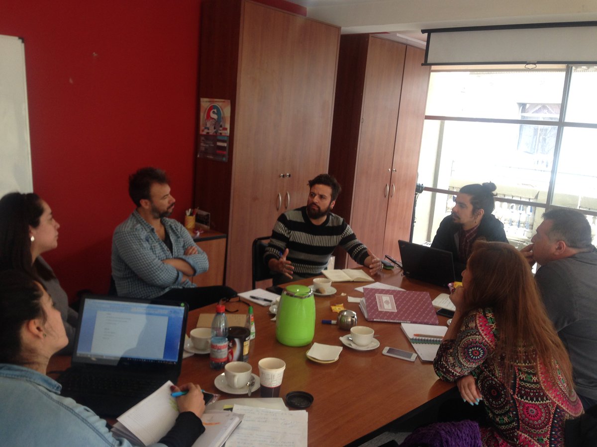 sidarte_chile's tweet photo. La primera reunión del nuevo directorio! #FuerzaSindical https://t.co/t2Stn3xgQj