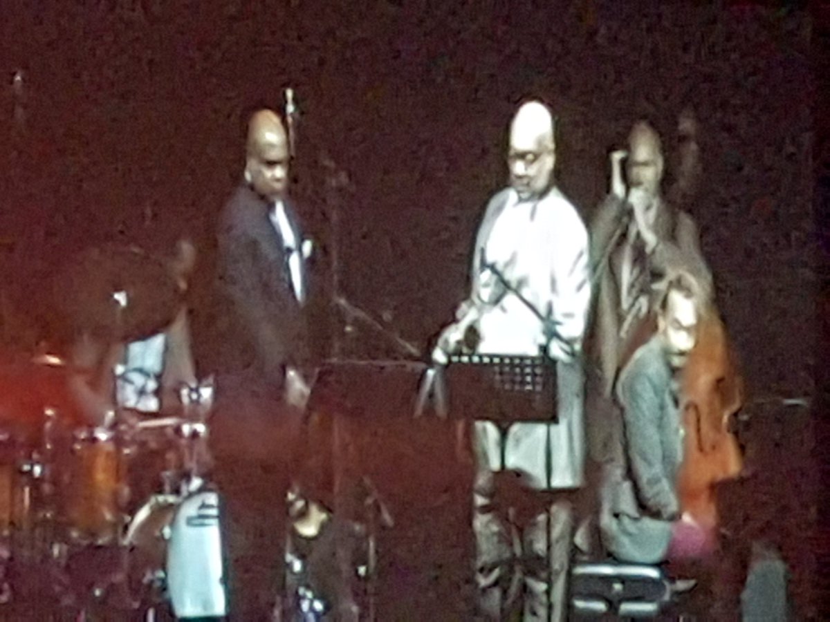 The Clayton Brothers from US @thestandardbankjoyofjazz doing their thing. Listening to very good jazz music in a very relaxed atmosphere.