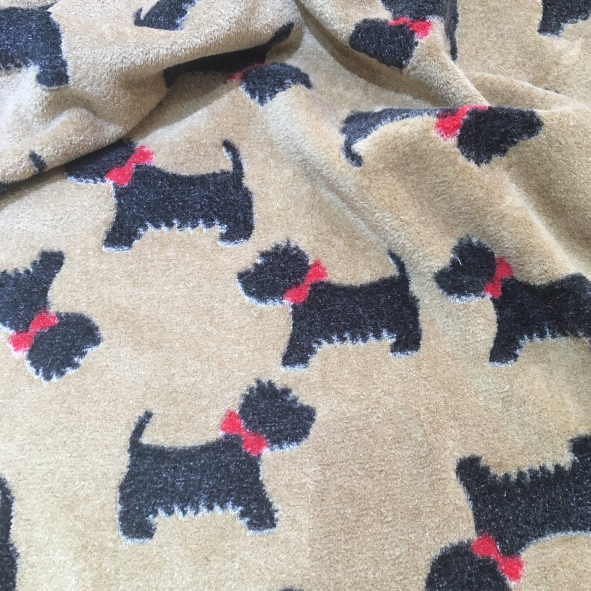 Gather_N_Sew's tweet photo. This new Scottie dog cuddle fleece has already been popular with customers. Can't wait to see what everyone makes 😊#fleece #cuddlefleece https://t.co/26wjsFy7xP