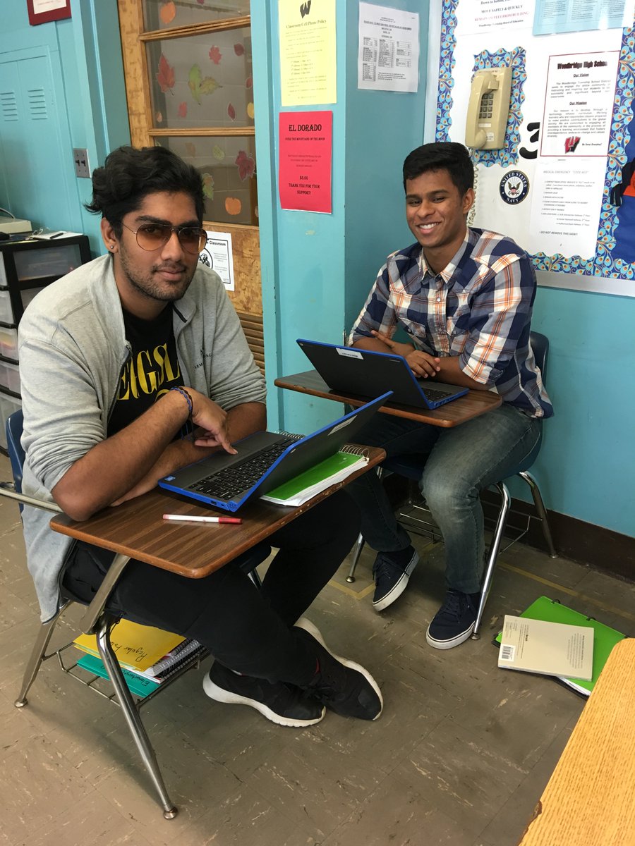 WHSKreisel's tweet image. SUPA students--Great job peer editing on Google Classroom today! #WHSBarrons #SUPA #ProjectAdvance