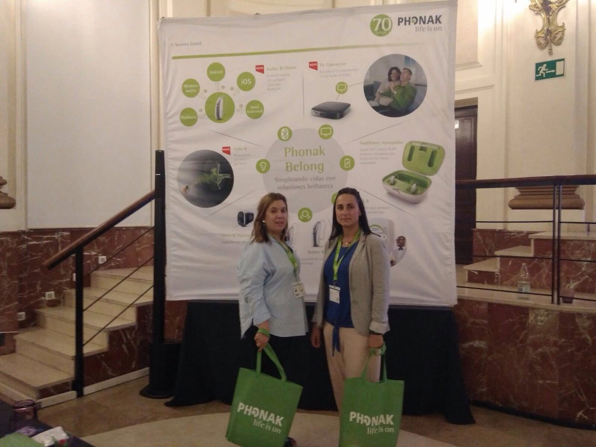 RVALFA's tweet photo. Ayer Ruth Torres y Ruth Escudero de @RVALFA acudieron a la presentación de las novedades de #PHONAK #AudeoDirect #TrypAtocha #RVALFAGrupo https://t.co/8PgIWFZGuX