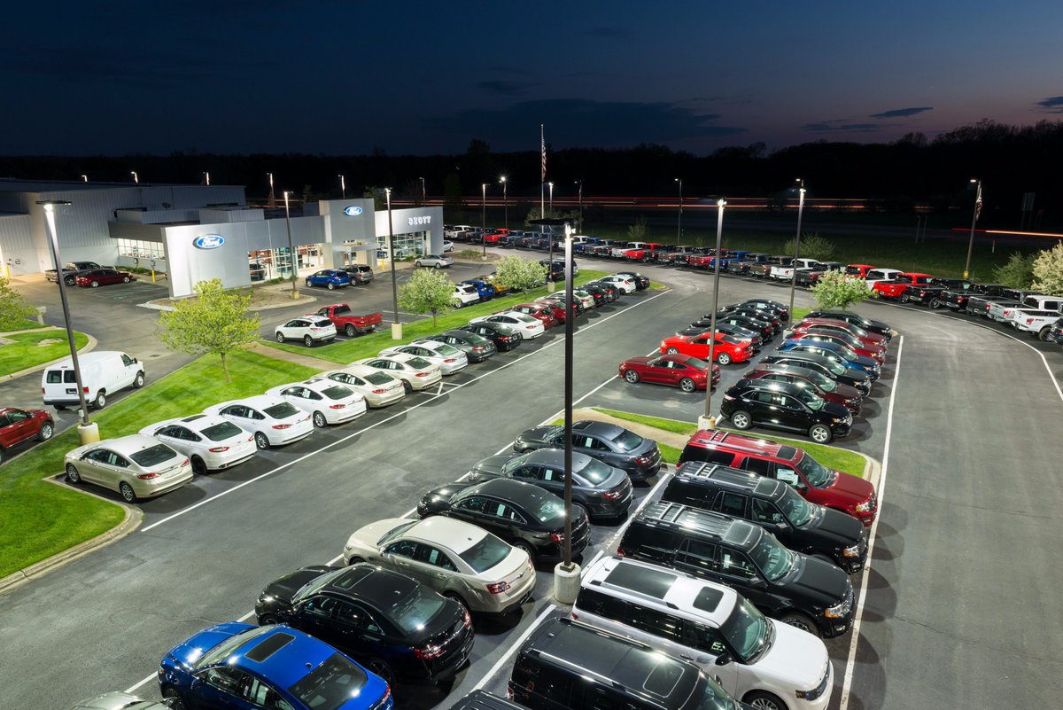 Wolfspeed's tweet photo. How did our #technology totally transform @SzottFord and become the perfect #energyefficient solution for @Ford's #GoGreen initiative? Let us show you. https://t.co/n6UfZCDVi1 https://t.co/GJtwGJX9uI