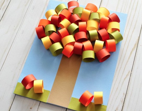 ShearMadness's tweet photo. Celebrate Autumn with this wonderful paper craft for kids! See: https://t.co/hrAJ3V89Rn #kidscrafts #fun4kids #crafting #crafts #autumn https://t.co/mknR7BtcdC